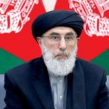 نجاة الزعيم الأفغاني حكمتيار من محاولة اغتيال.