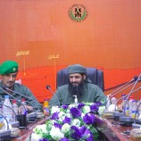 العميد الوالي يترأس اجتماعا بقادة الأحزمة الأمنية في مقر القيادة العامة بالعاصمة عدن